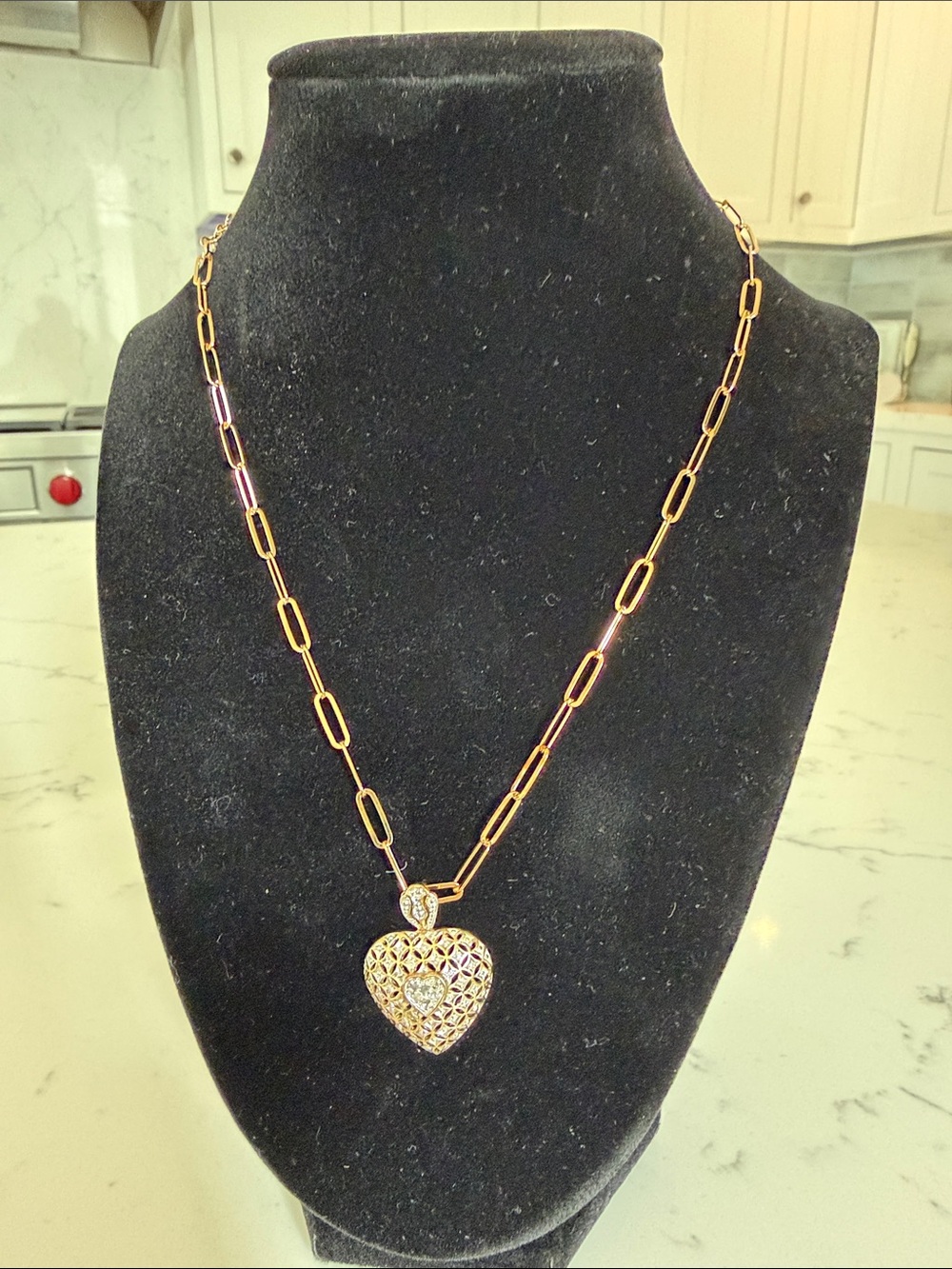Gold Heart Pendant Paperclip Chain Necklace - Women JewelryNWOT - Picture 5 of 5